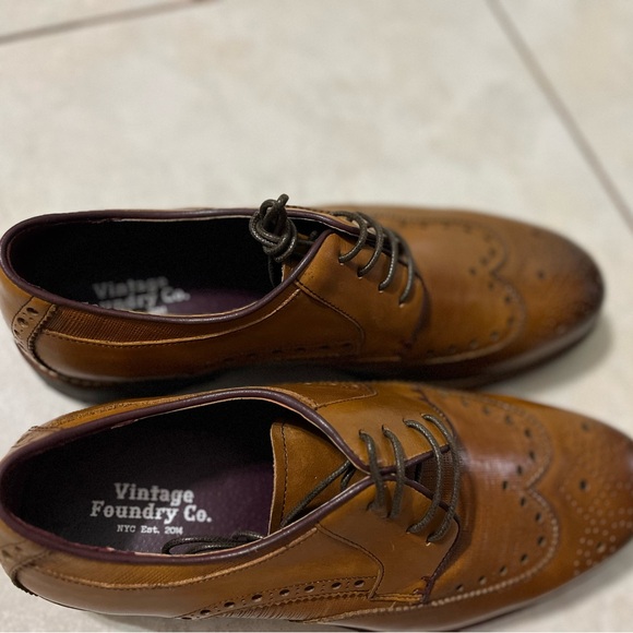 Brown Leather Oxford Wingtip Shoes - Picture 3 of 5